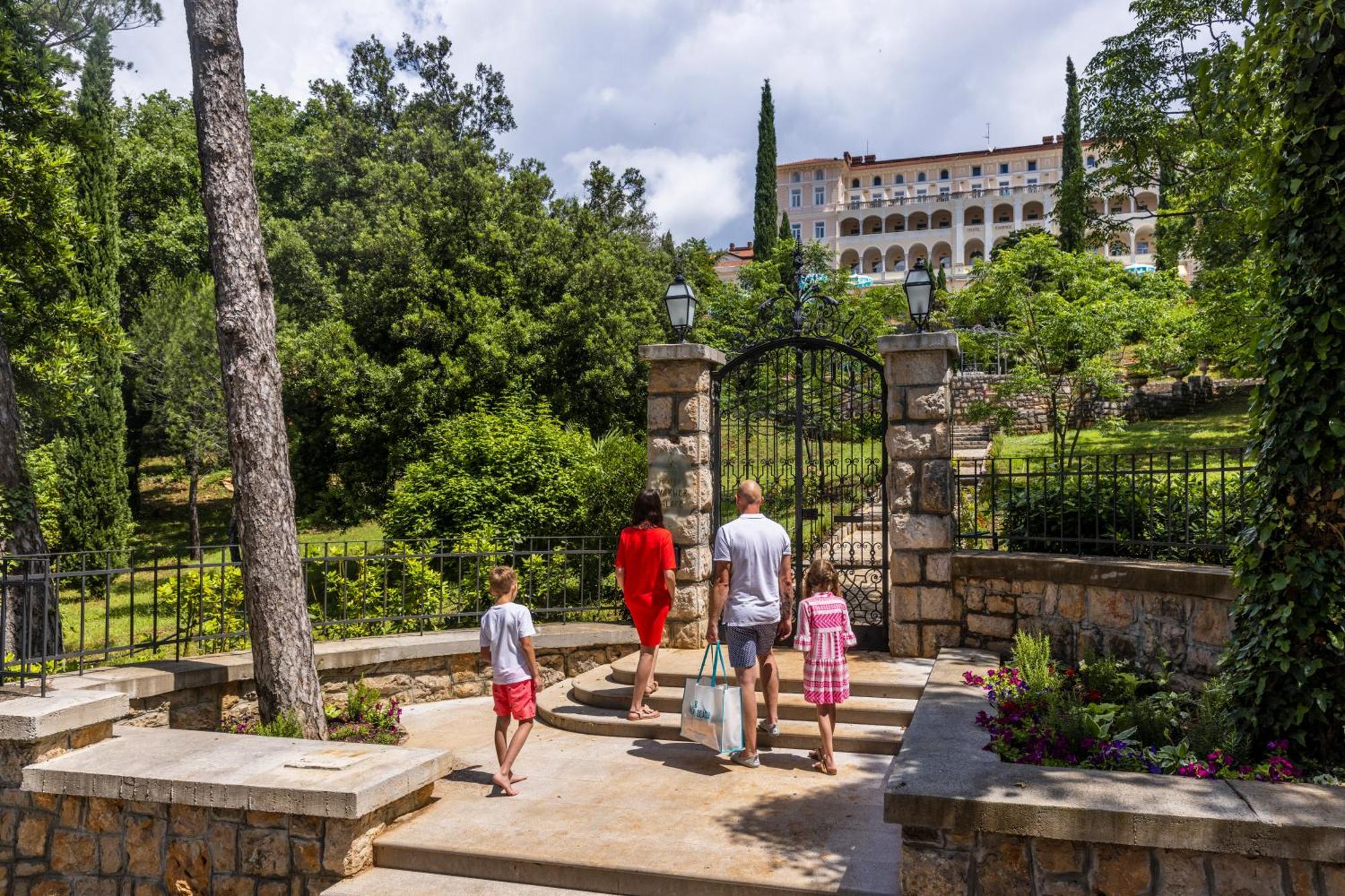 Kvarner Palace Hotel