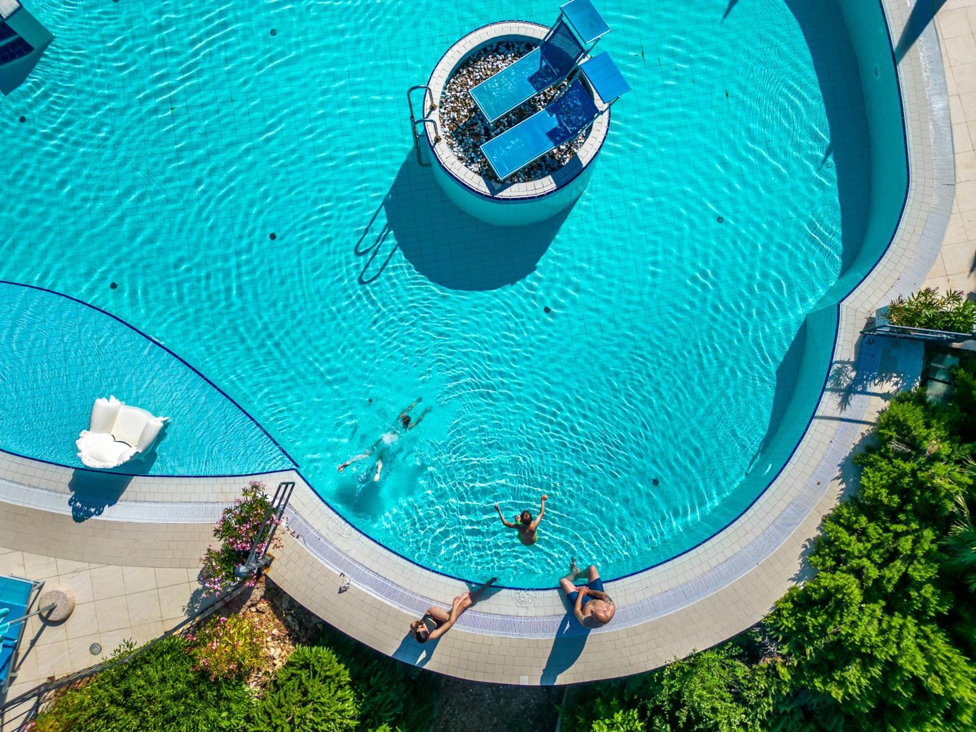 Hotel Kvarner Palace 4*
