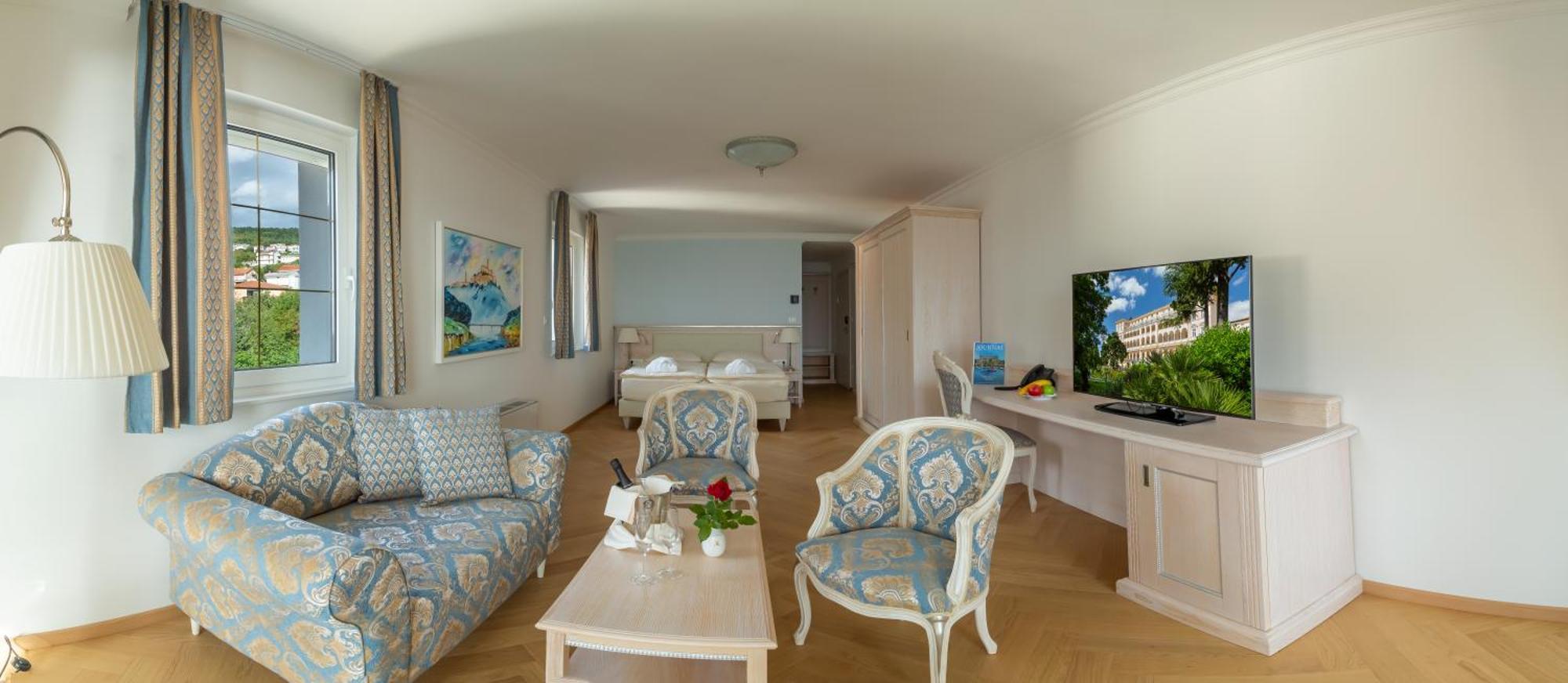 Kvarner Palace 4*